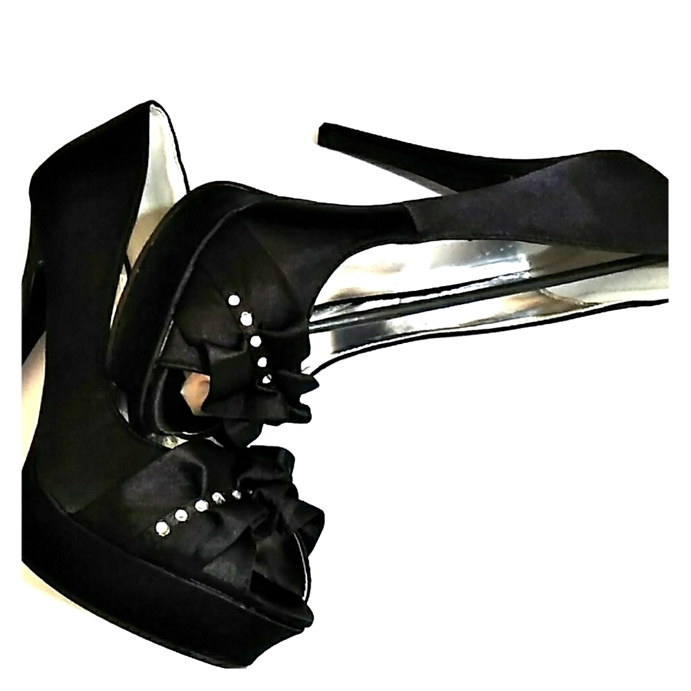 Liliana Autumn Black High Stilettos Heel Platform Rhinestone Ruffled Shoes